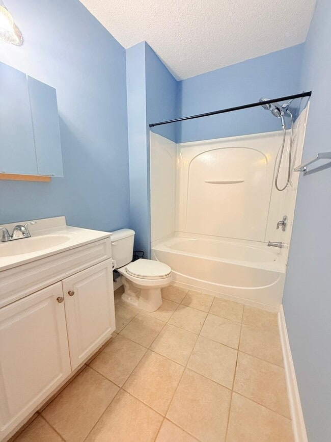 Photo - 330 Kiskadee Loop