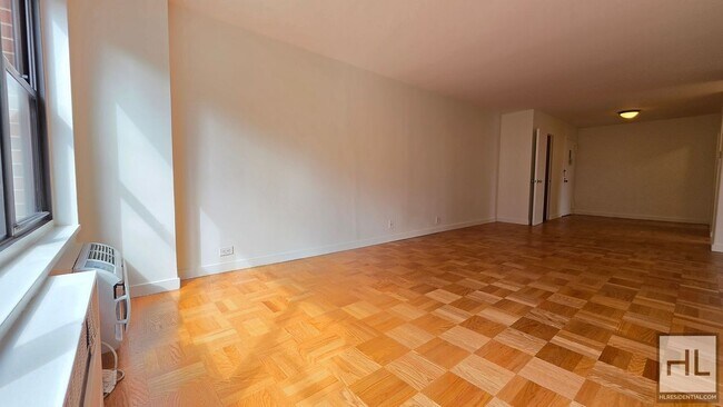 Sunlit 11th-Floor 1-Bed with Sweeping City Views by Union Square