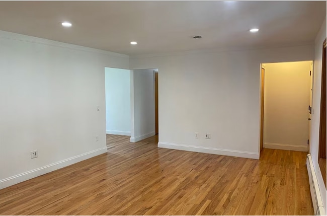 Photo - 2727 Oakdale Dr
