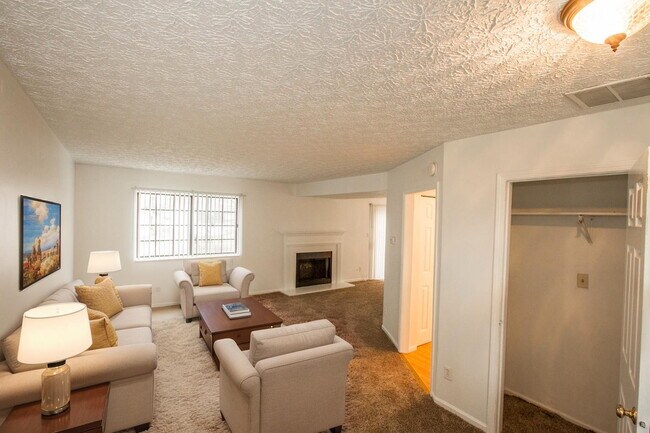 Photo - 1838 Keystone Lakes Dr