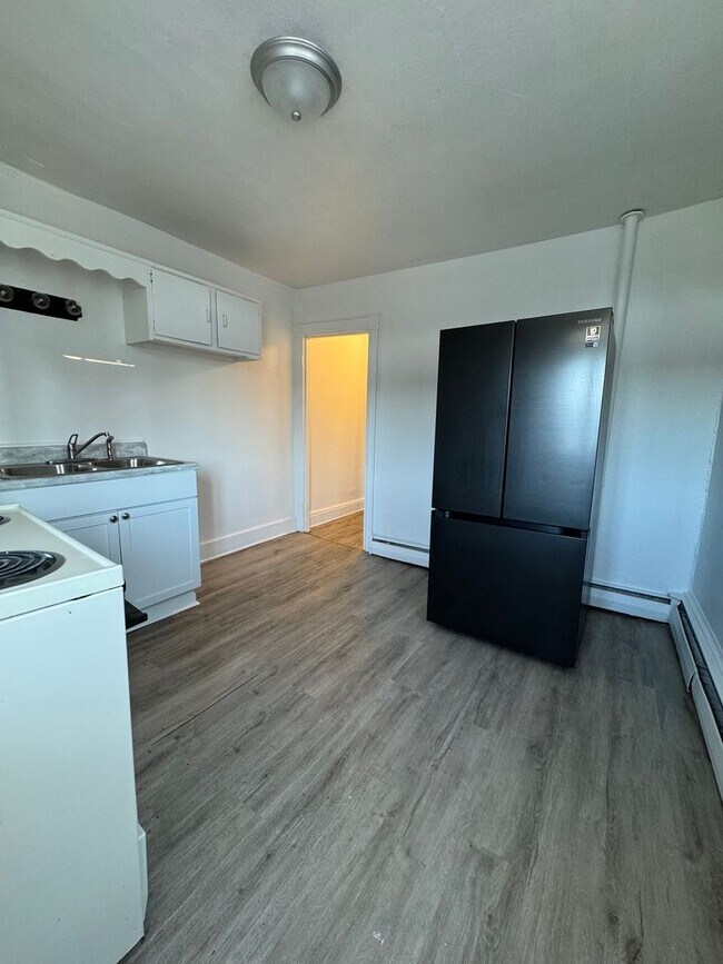 Photo - 623 Walnut St Unidad 623 Wallace St  2