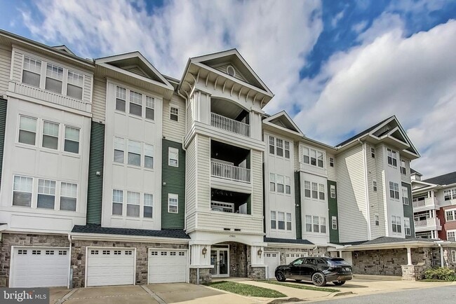 Building Photo - 13901 Belle Chasse Blvd Unit 110