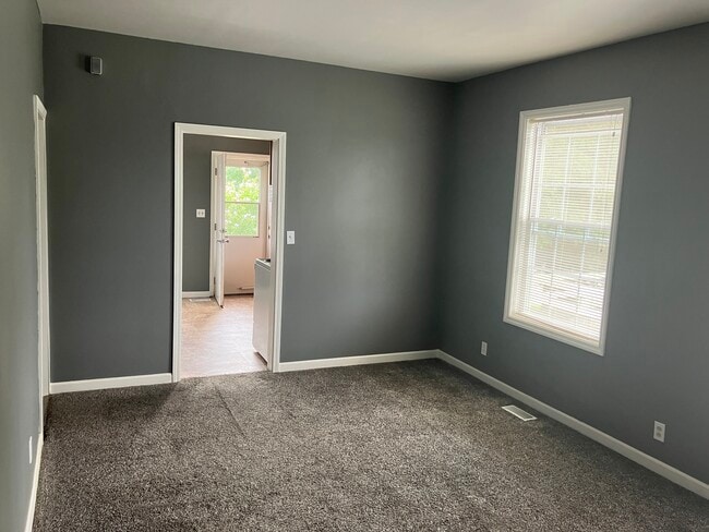 Photo - 1223 College Heights Dr Unit Apartment A