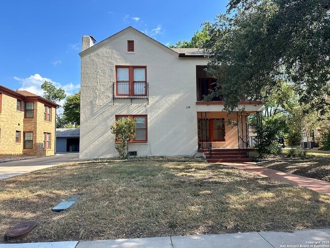 Building Photo - 119 E Ridgewood Ct Rental