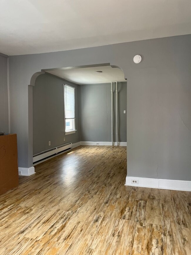 Photo - Beautiful 3-bedroom, 1.5-bathroom home in the heart of Lancaster!