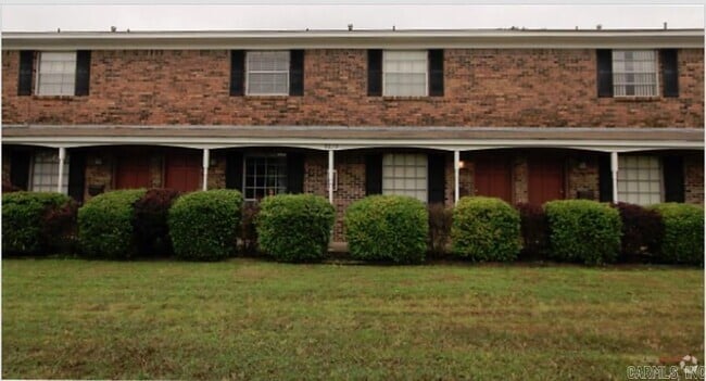 Building Photo - 9019 N Rodney Parham Rd Unit E Rental