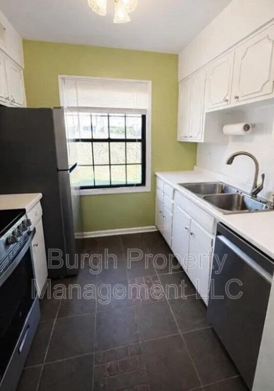 Photo - 1234 Pennsbury Blvd S
