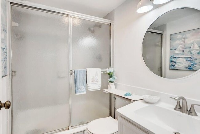 Photo - 716 NE 20th Ln