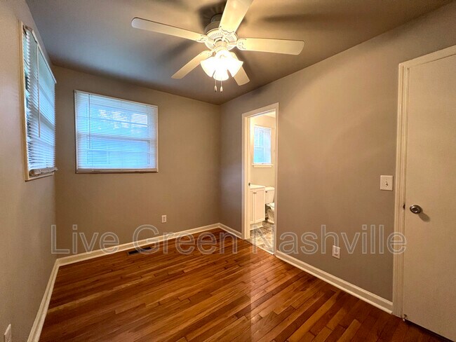 Photo - 1643 Evelyn Ave