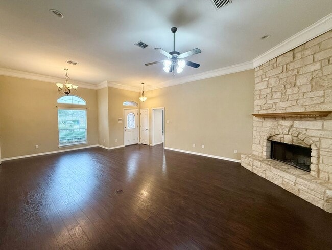 Photo - Spacious 4-Bedroom Home in Midway ISD