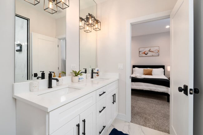 Photo - 3723 S Giles Ave Unit ID1228643P