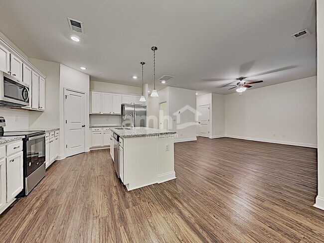 Photo - 178 Sweet Gum Dr