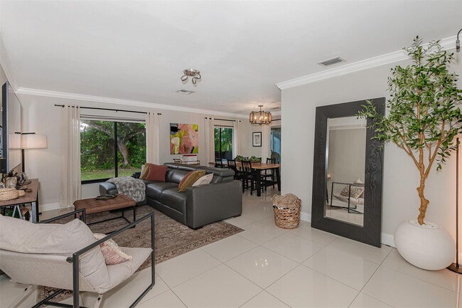 Photo - 7509 NW 40th Pl