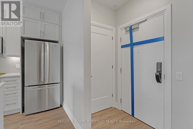 Photo - 95 Dundas St W Unité 126