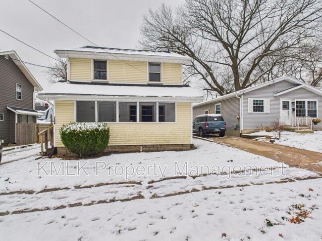 Building Photo - 754 Arcadia Ave