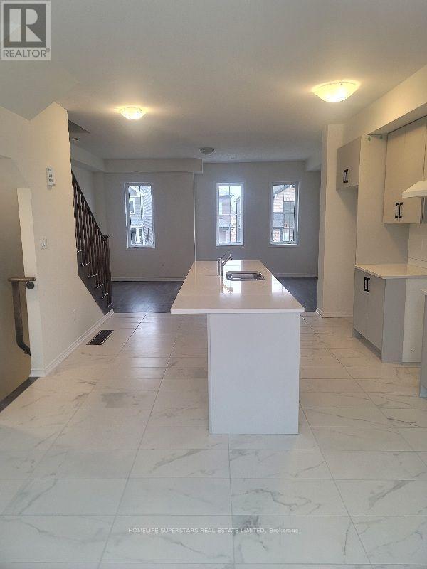 Photo - 14 Baskett St