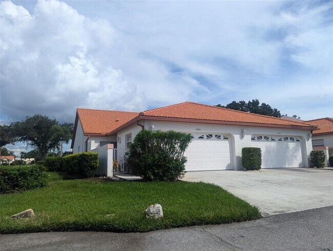Building Photo - 4209 Marseilles Ave Rental