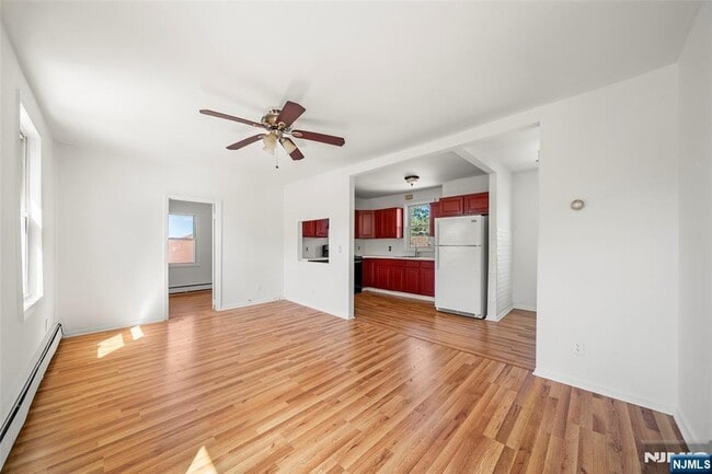 Photo - 539 Bergen Blvd