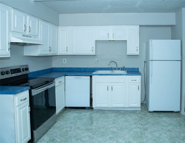 Photo - 12823 High Star Dr Unidad True