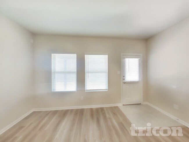 Photo - 7210 Barrel Stage