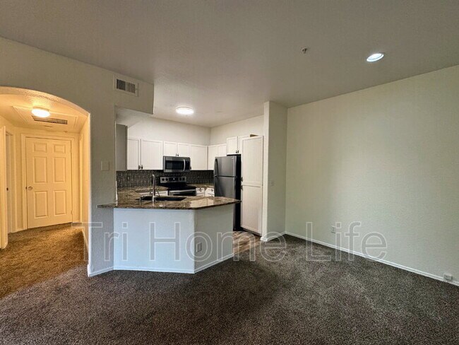 Photo - 1631 W Canal Cir Unit 824