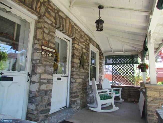 Photo - 2763 Mount Carmel Ave Unidad 2