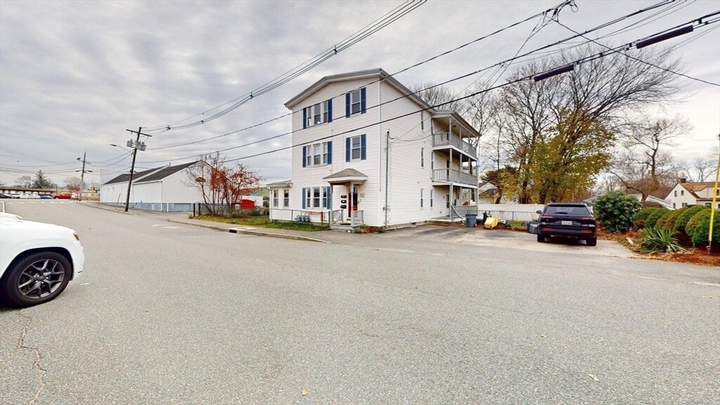 Photo - 22 Summer St Unit 3