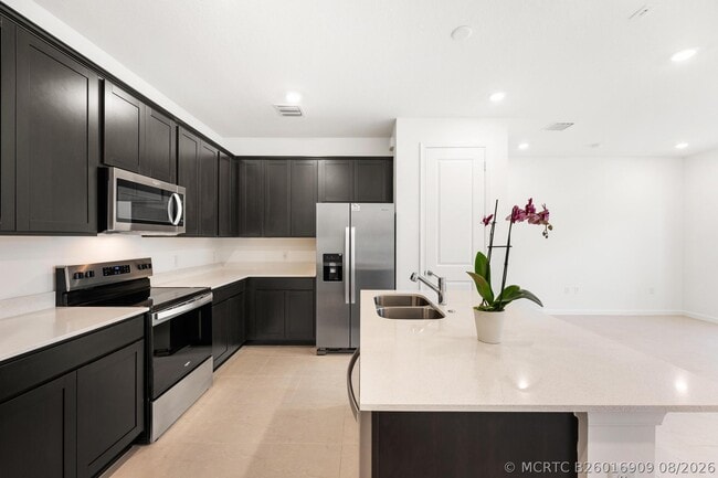 4315 Efendi Dr