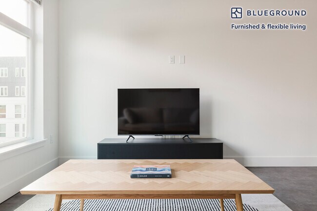 Photo - 622 Rainier Ave S Unidad SI FL4-ID796