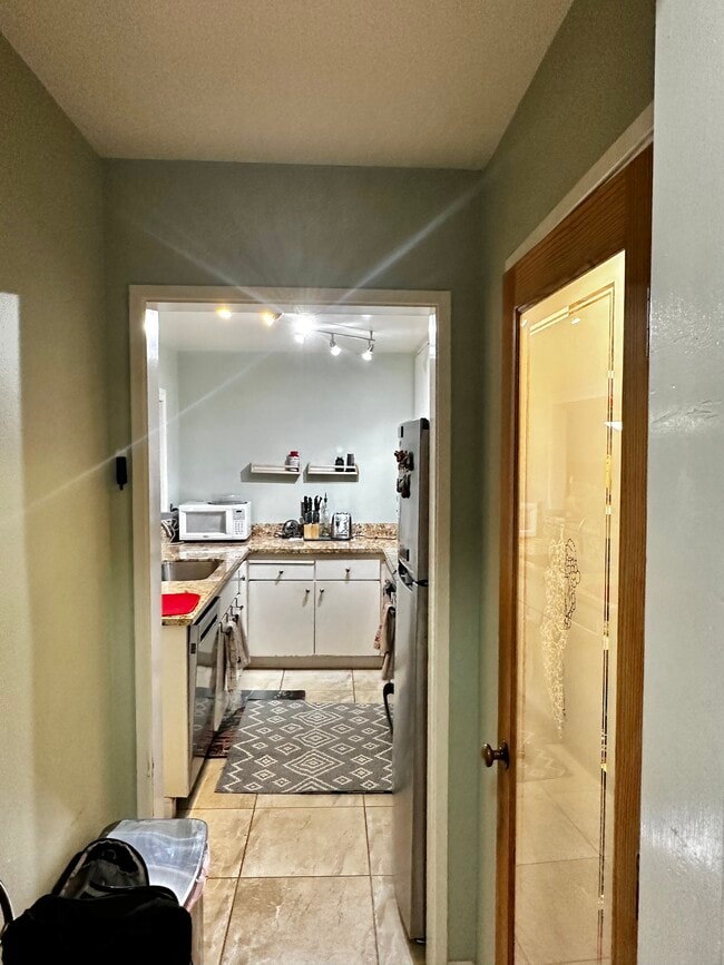 Photo - 932 Peninsula Ave Unit 404