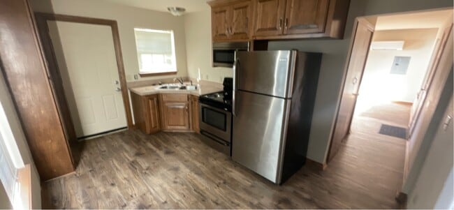 Photo - 312 W Main St