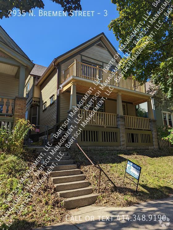Building Photo - 2935 N Bremen St Unit 3 Rental