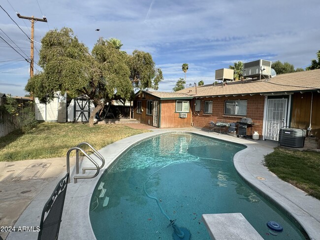 Photo - 8542 E Windsor Ave
