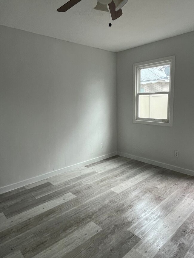 Photo - Nice studio for rent in tree streets!