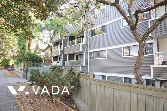 Building Photo - Heatherfield 1 BR APT Rental 306-674 West 17th Ave Vancouver: VADA Unit 306