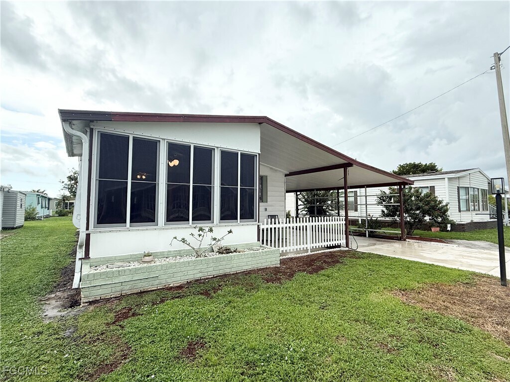 Photo - 3404 Rainbow Ln