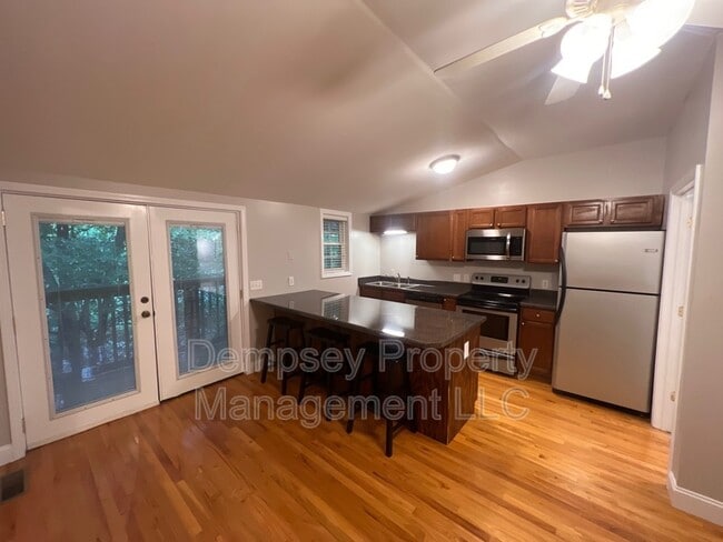 Photo - 316 Caplewood Dr Condo