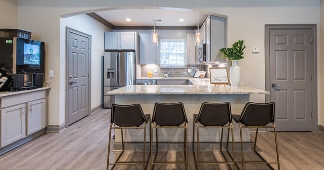 Photo - Park at Chastain Apartments