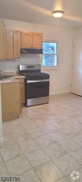 Building Photo - 763 W Grand Ave Rental