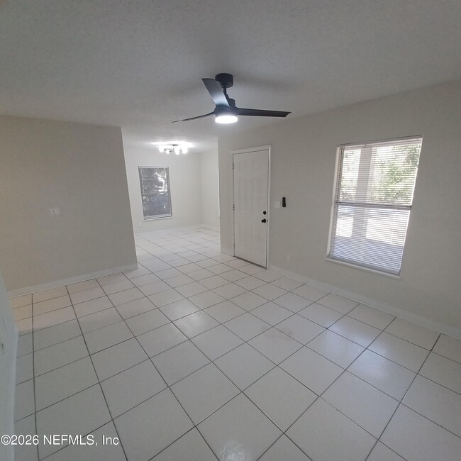 Photo - 253 Stillwell Ave