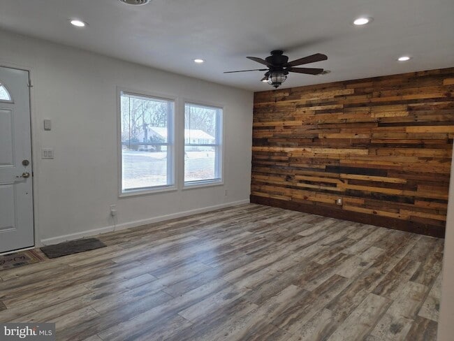 Photo - 149 Winfred Dr