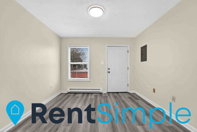 Photo - 432 Chase St