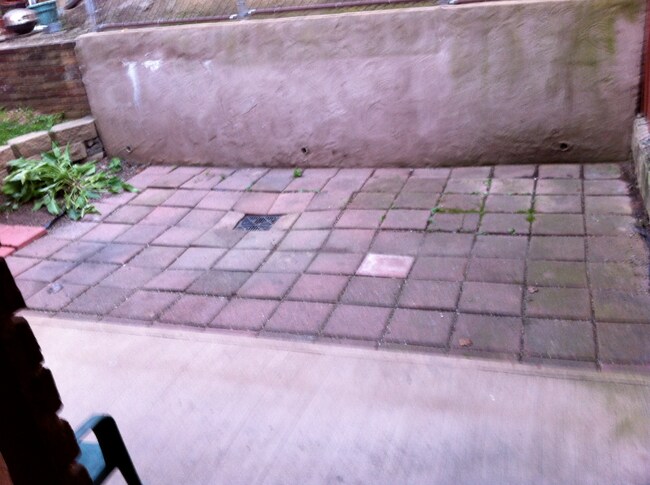 Photo - 3304 Ward St