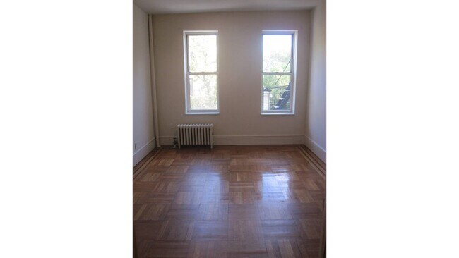 Photo - 1155 82nd St