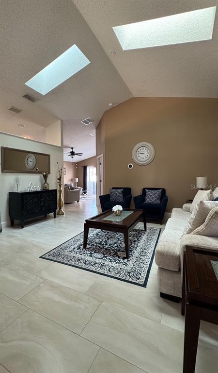 Photo - 1134 Bloomingdale Dr