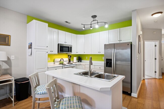 Photo - Fully Furnished * Utilities Included * 2 B...
