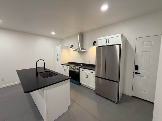 Photo - The Warehouse At Calhoun - RESIDENTIAL Unidad 503 - B