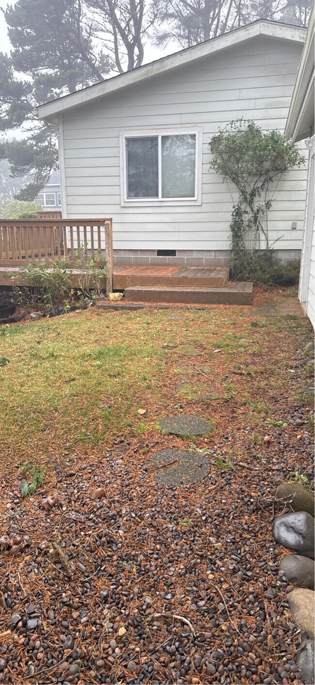 Photo - 103 SE 145th Dr