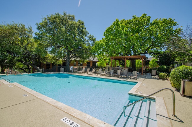 Saratoga Ridge Apartments For Rent in Austin, TX