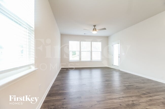 Photo - 462 Yoshino Cherry Dr